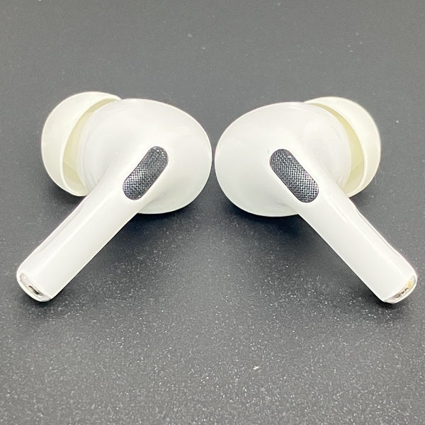 【中古】Apple AirPods Pro MLWK3J/A  (2021/Magsafe)【秋葉原】