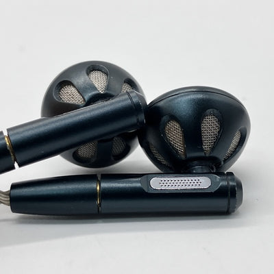 【中古】FF5 Black 【FIO-IEM-FF5-B】【日本橋】