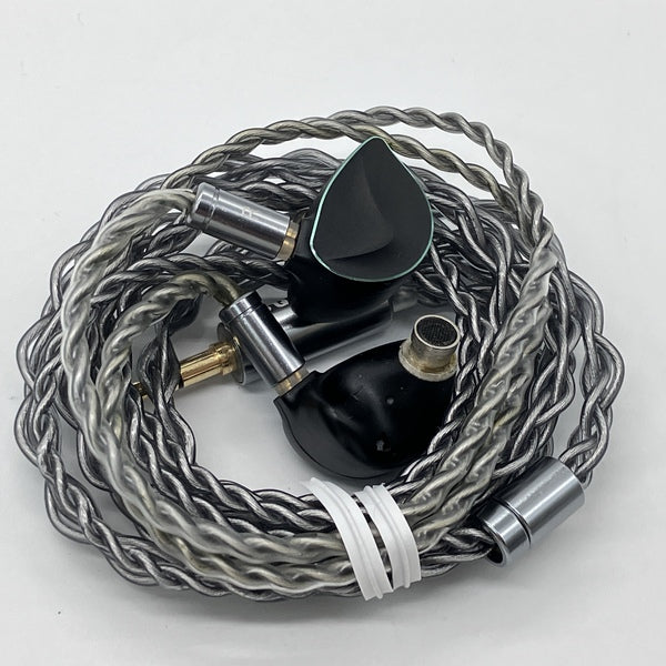 BQEYZ WINTER イヤホン 美品 3.5mmプラグ