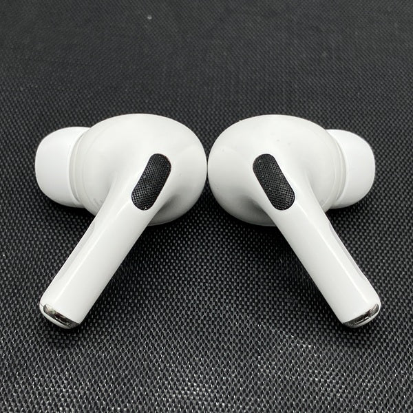 【中古】MagSafe充電ケース(USB-C)付きAirPods Pro(第2世代) MTJV3JA【秋葉原】
