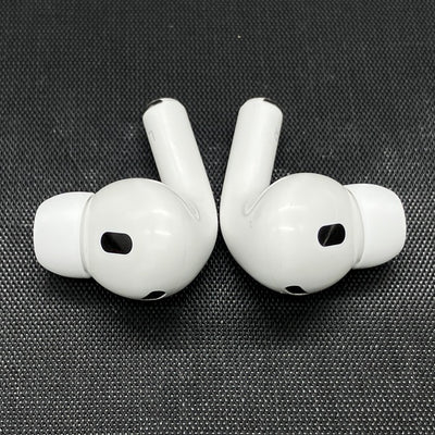 【中古】MagSafe充電ケース(USB-C)付きAirPods Pro(第2世代) MTJV3JA【秋葉原】