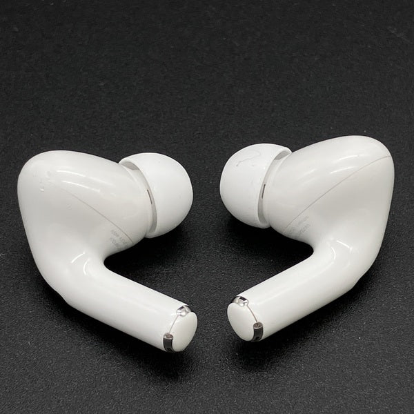 【中古】MagSafe充電ケース(USB-C)付きAirPods Pro(第2世代) MTJV3JA【秋葉原】