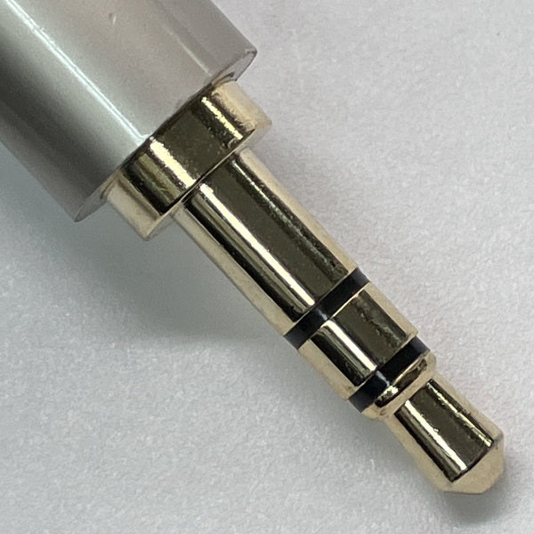 【中古】UGREEN ステレオオーディオケーブル3.5mm-3.5mm【秋葉原】