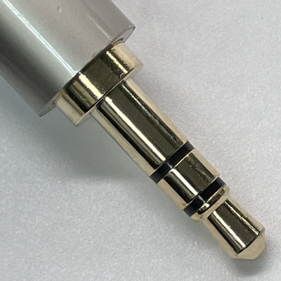 【中古】UGREEN ステレオオーディオケーブル3.5mm-3.5mm【秋葉原】