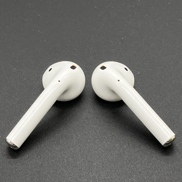 【中古】AirPods MMEF2JA【秋葉原】