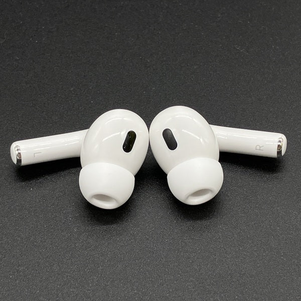 【中古】MagSafe充電ケース(USB-C)付きAirPods Pro(第2世代) MTJV3JA【秋葉原】