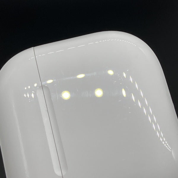 【中古】AirPods 4 MXP93J/A（アクティブノイズキャンセリング搭載）【秋葉原】