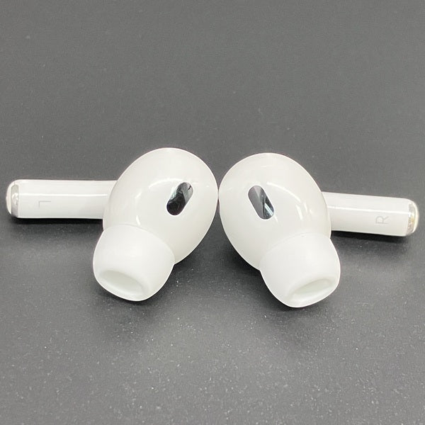 【中古】MagSafe充電ケース(USB-C)付きAirPods Pro(第2世代) MTJV3JA【秋葉原】