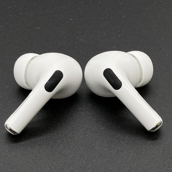 【中古】MagSafe充電ケース(USB-C)付きAirPods Pro(第2世代) MTJV3JA【日本橋】