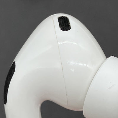 【中古】MagSafe充電ケース(USB-C)付きAirPods Pro(第2世代) MTJV3JA【日本橋】