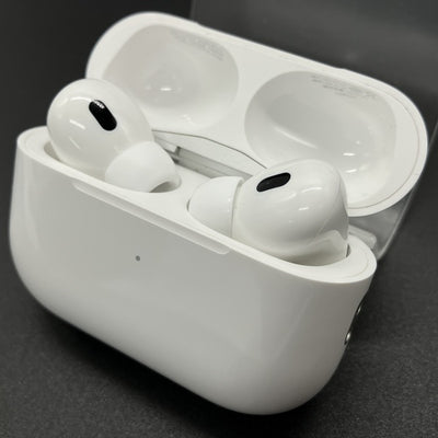 【中古】MagSafe充電ケース(USB-C)付きAirPods Pro(第2世代) MTJV3JA（海外モデル）【秋葉原】