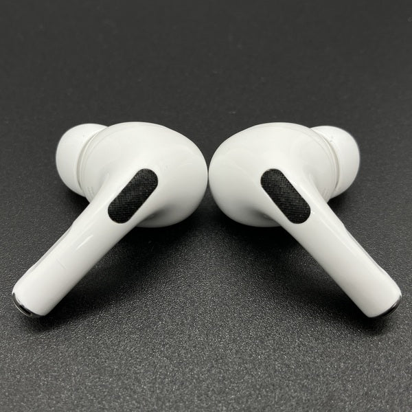【中古】MagSafe充電ケース(USB-C)付きAirPods Pro(第2世代) MTJV3JA（海外モデル）【秋葉原】