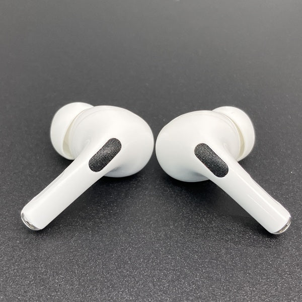 【中古】MagSafe充電ケース(USB-C)付きAirPods Pro(第2世代) MTJV3JA【秋葉原】
