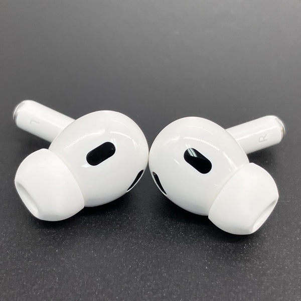 【中古】MagSafe充電ケース(USB-C)付きAirPods Pro(第2世代) MTJV3JA【秋葉原】