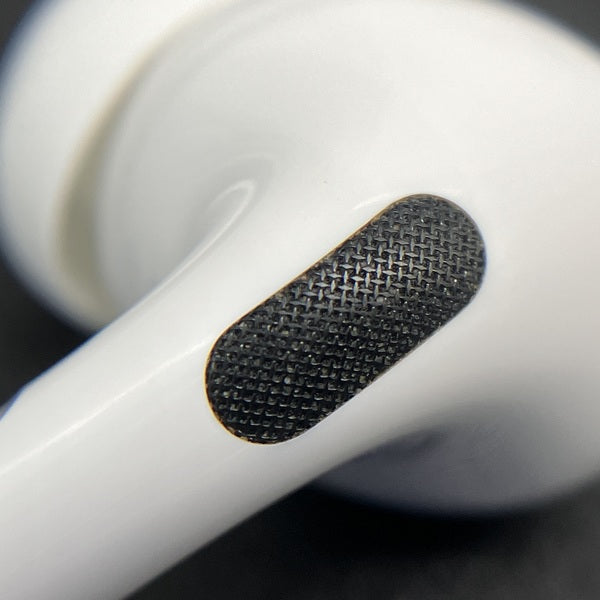 【中古】MagSafe充電ケース(USB-C)付きAirPods Pro(第2世代) MTJV3JA【秋葉原】
