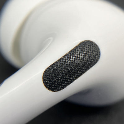 【中古】MagSafe充電ケース(USB-C)付きAirPods Pro(第2世代) MTJV3JA【秋葉原】