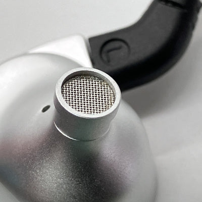 【中古】S08 Silver【秋葉原】