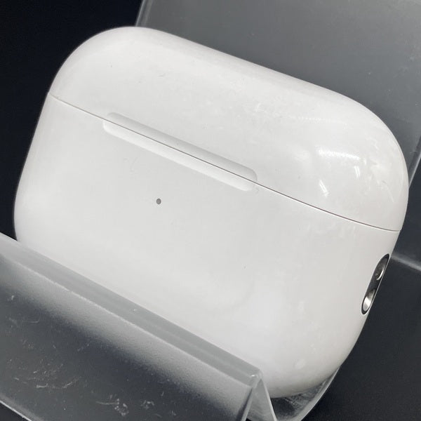 【中古】MagSafe充電ケース(USB-C)付きAirPods Pro(第2世代) MTJV3JA【秋葉原】