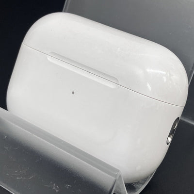 【中古】MagSafe充電ケース(USB-C)付きAirPods Pro(第2世代) MTJV3JA【秋葉原】