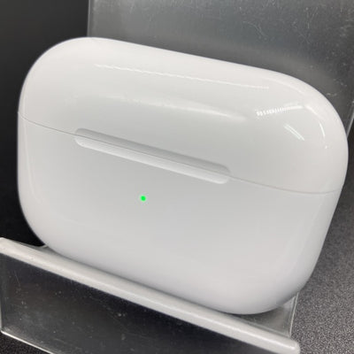 【中古】MagSafe充電ケース(USB-C)付きAirPods Pro(第2世代) MTJV3JA【秋葉原】