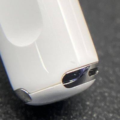 【中古】MagSafe充電ケース(USB-C)付きAirPods Pro(第2世代) MTJV3JA【秋葉原】