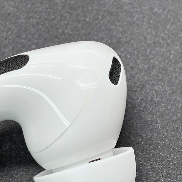 【中古】AirPods Pro (第2世代) MQD83J/A【秋葉原】