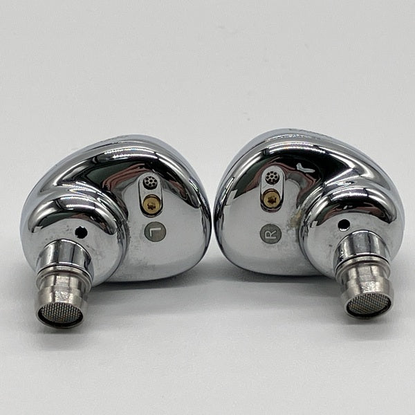 【中古】EA500（ケーブル欠品）【秋葉原】