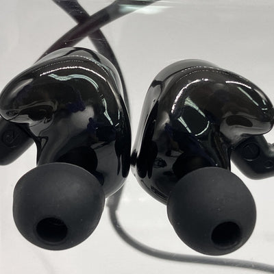 【中古】SUPERIOR Vermilion Red 【QDC-SUPERIOR-RD】【秋葉原】