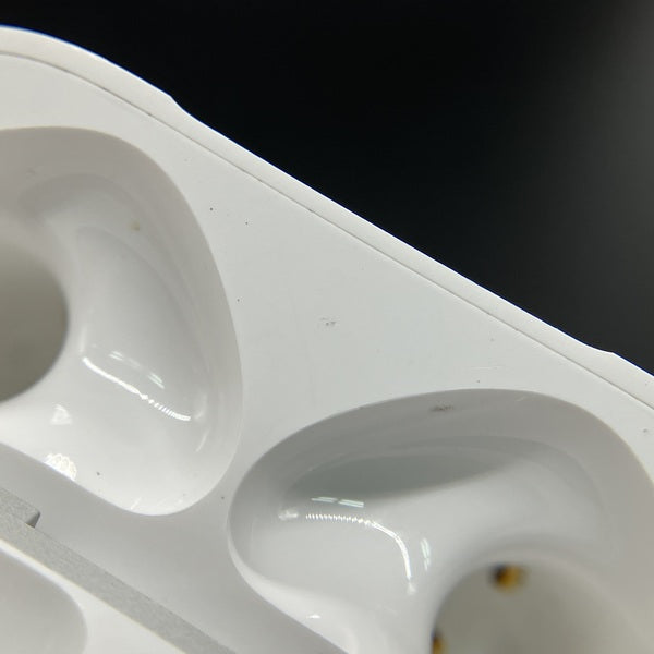 【中古】AirPods 4 MXP93J/A（アクティブノイズキャンセリング搭載）【名古屋】