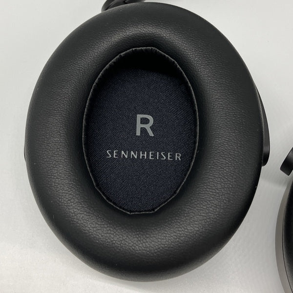 【中古】MOMENTUM 4 Wireless ブラック 【M4AEBT BLACK】【秋葉原】