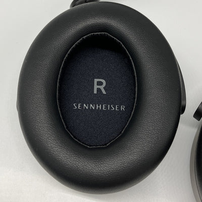 【中古】MOMENTUM 4 Wireless ブラック 【M4AEBT BLACK】【秋葉原】