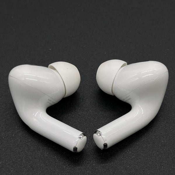 【中古】MagSafe充電ケース(USB-C)付きAirPods Pro(第2世代) MTJV3JA【秋葉原】