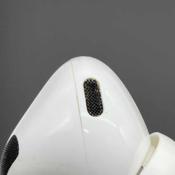 【中古】MagSafe充電ケース(USB-C)付きAirPods Pro(第2世代) MTJV3JA【秋葉原】