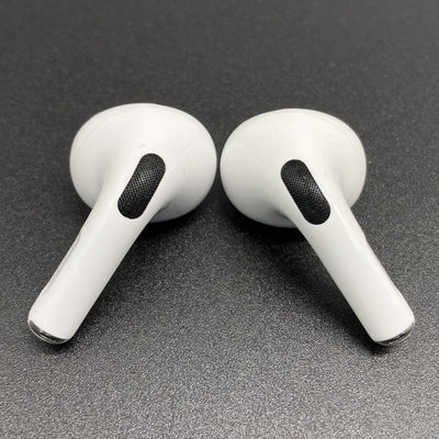 【中古】MagSafe充電ケース(USB-C)付きAirPods Pro(第2世代) MTJV3JA【秋葉原】