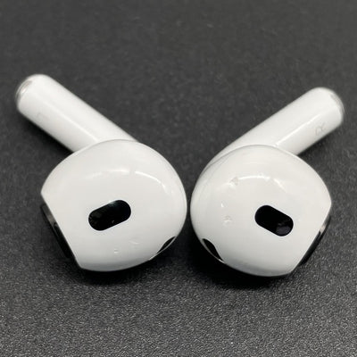 【中古】MagSafe充電ケース(USB-C)付きAirPods Pro(第2世代) MTJV3JA【秋葉原】