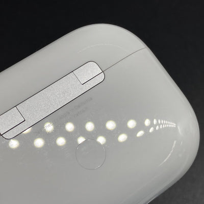 【中古】MagSafe充電ケース(USB-C)付きAirPods Pro(第2世代) MTJV3JA【秋葉原】