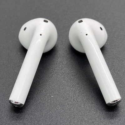 【中古】AirPods with Charging Case MV7N2J/A【秋葉原】