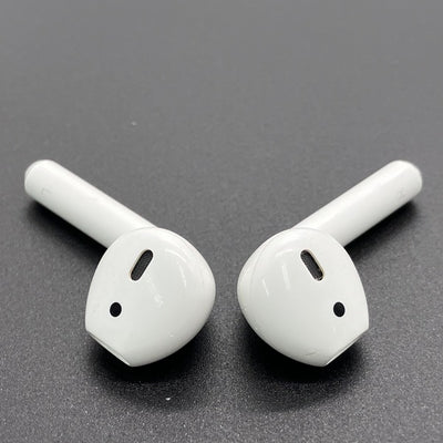 【中古】AirPods with Charging Case MV7N2J/A【秋葉原】