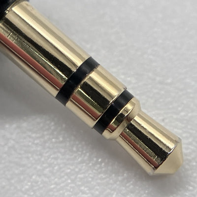 【中古】IE 100 PRO BLACK【秋葉原】