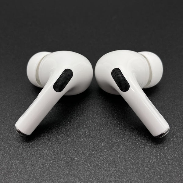 【中古】MagSafe充電ケース(USB-C)付きAirPods Pro(第2世代) MTJV3JA【秋葉原】