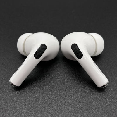 【中古】MagSafe充電ケース(USB-C)付きAirPods Pro(第2世代) MTJV3JA【秋葉原】