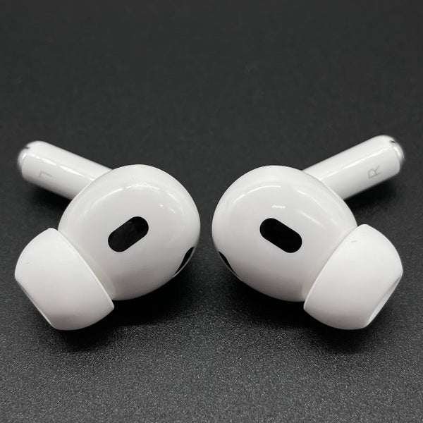 【中古】MagSafe充電ケース(USB-C)付きAirPods Pro(第2世代) MTJV3JA【秋葉原】