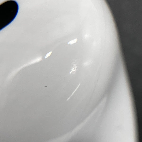 【中古】MagSafe充電ケース(USB-C)付きAirPods Pro(第2世代) MTJV3JA【秋葉原】