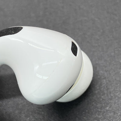 【中古】AirPods Pro (第2世代) MQD83J/A【秋葉原】