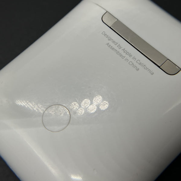 ［中古］Apple AirPods 本体 充電ケース付き 楽天市場】国内正規品 Apple AirPods Lightning Charging Case