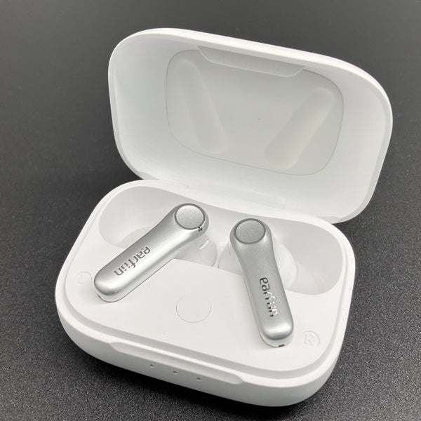 【中古】Air Pro 4 - White【日本橋】