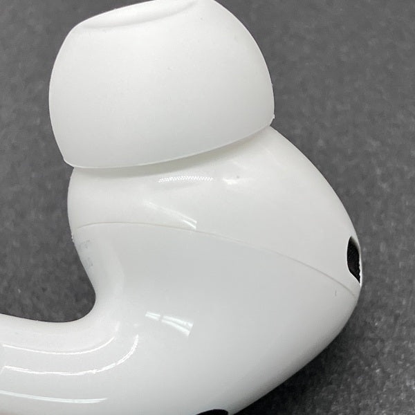 【中古】AirPods Pro (第2世代) MQD83J/A【秋葉原】