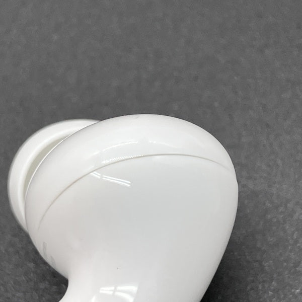 【中古】AirPods Pro (第2世代) MQD83J/A【秋葉原】