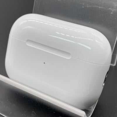【中古】MagSafe充電ケース(USB-C)付きAirPods Pro(第2世代) MTJV3JA【秋葉原】
