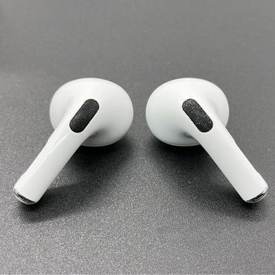 【中古】MagSafe充電ケース(USB-C)付きAirPods Pro(第2世代) MTJV3JA【秋葉原】